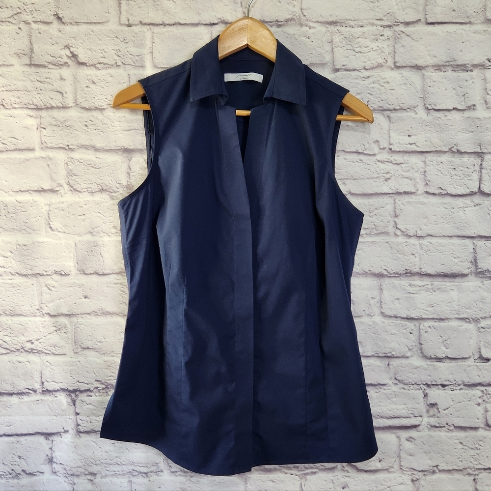 Foxcroft NWT Taylor Sleeveless Button-up No Iron Shirt In Navy Womens Size 8 - Picture 2 of 9